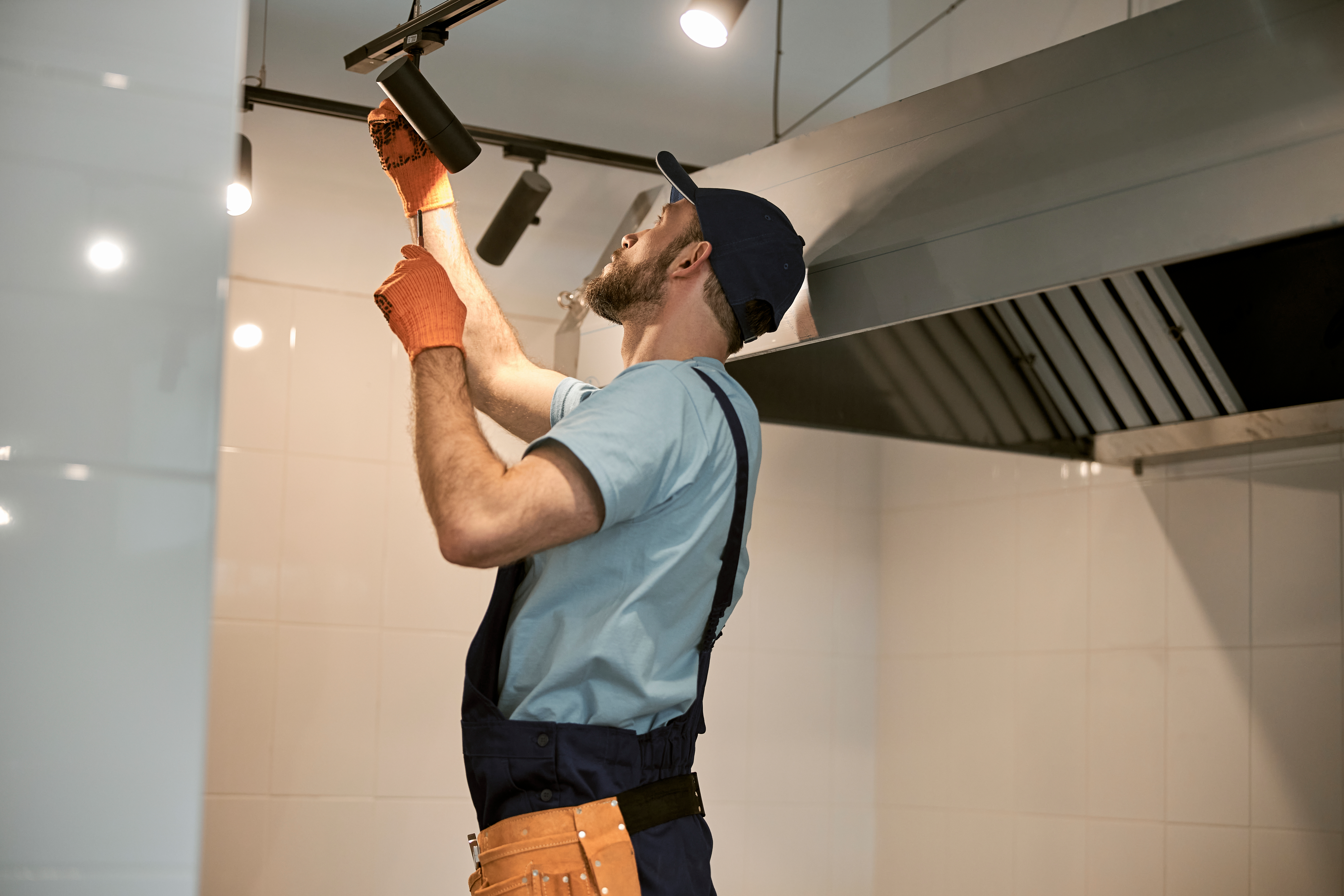 Replacing restaurant light fixtures